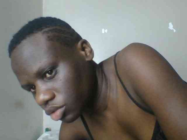 Petitegoddess webcam