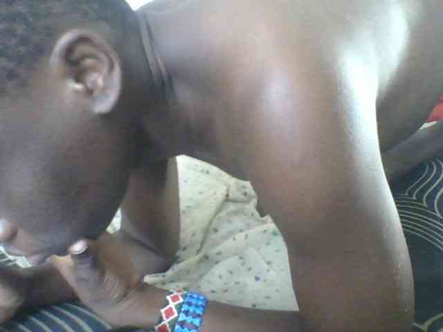 Petitegoddess webcam