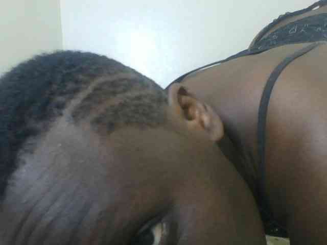 Petitegoddess webcam