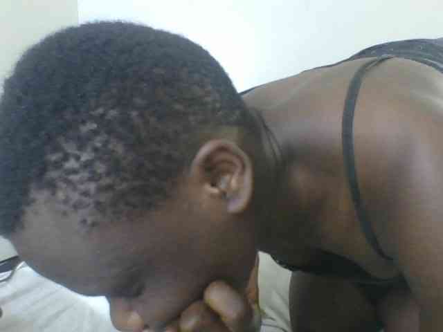 Petitegoddess webcam