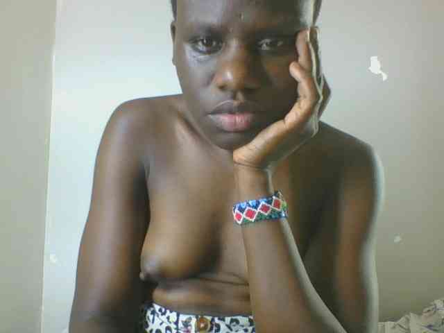 Petitegoddess webcam