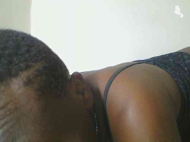 Petitegoddess webcam