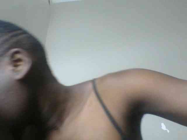 Petitegoddess webcam