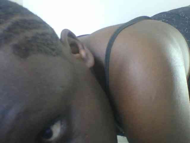 Petitegoddess webcam