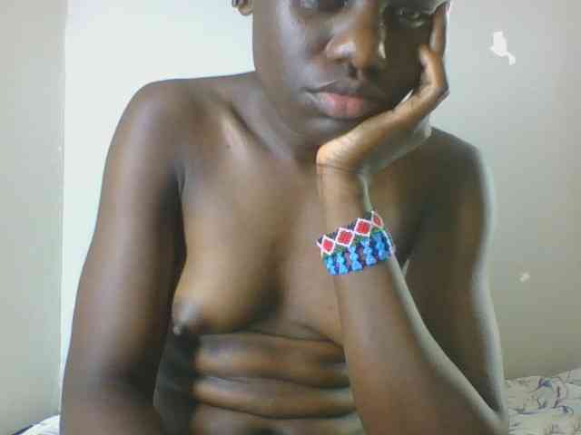 Petitegoddess webcam