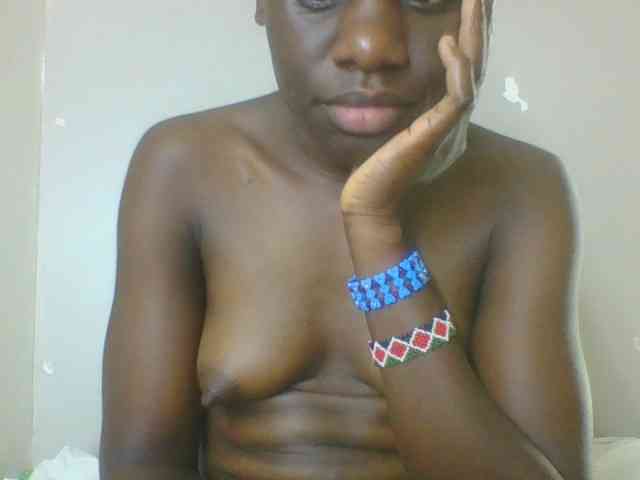 Petitegoddess webcam