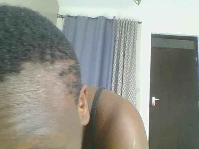 Petitegoddess webcam