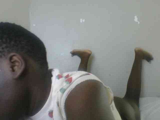 Petitegoddess webcam