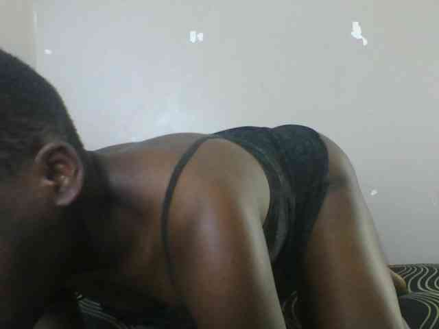 Petitegoddess webcam