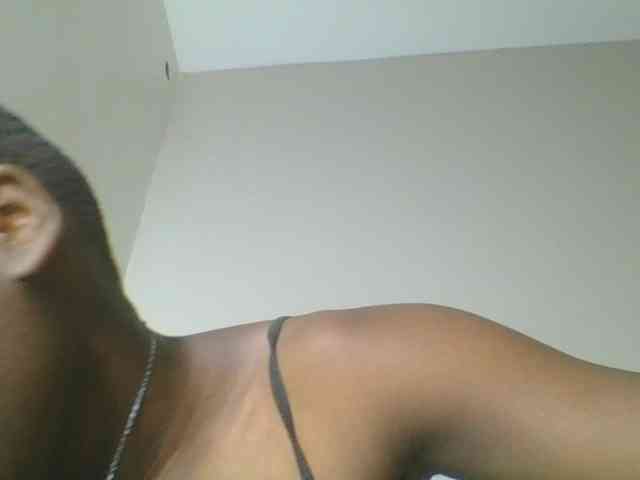 Petitegoddess webcam