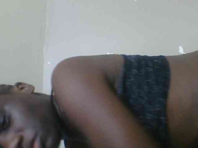 Petitegoddess webcam