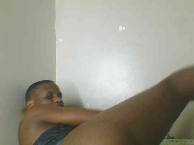 Petitegoddess webcam