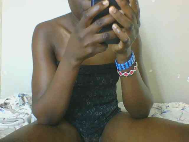 Petitegoddess webcam
