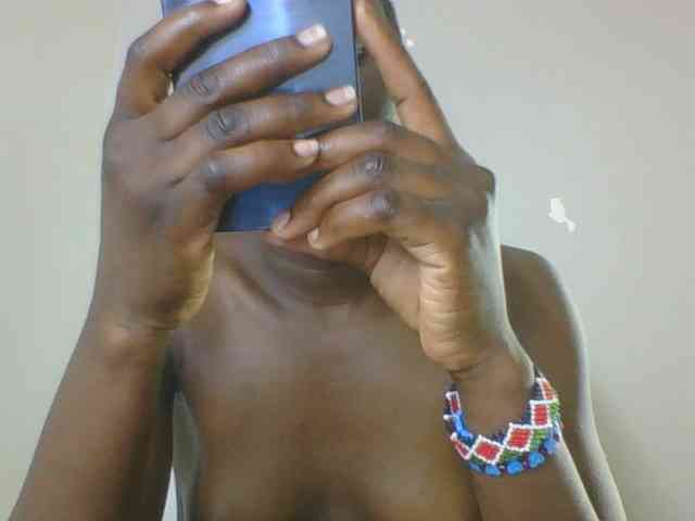 Petitegoddess webcam