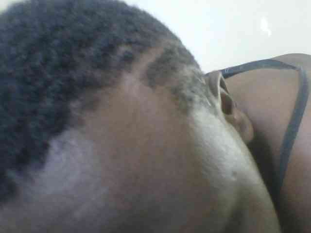 Petitegoddess webcam