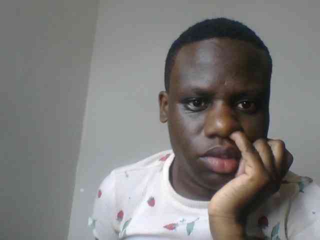 Petitegoddess webcam