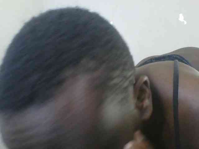 Petitegoddess webcam