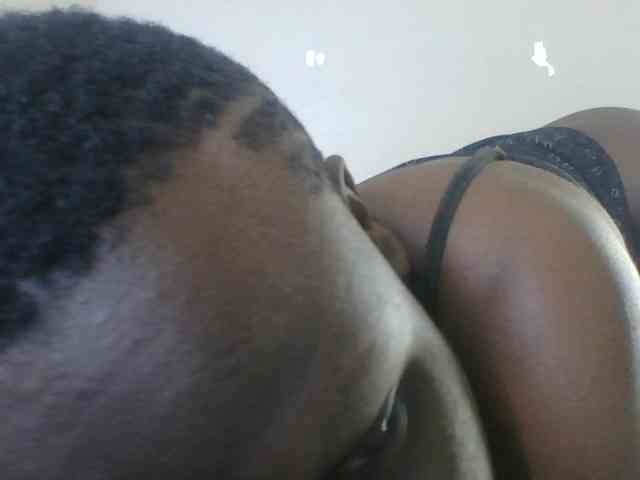 Petitegoddess webcam