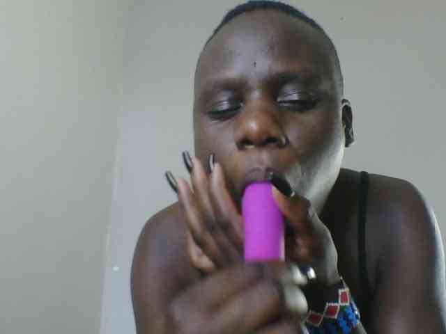 Petitegoddess webcam