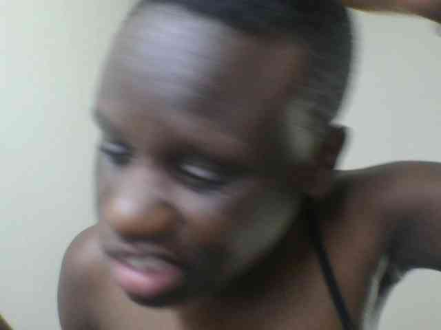 Petitegoddess webcam