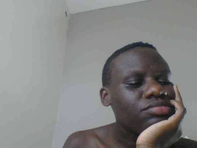 Petitegoddess webcam