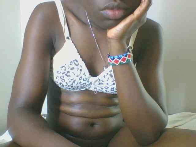 Petitegoddess webcam