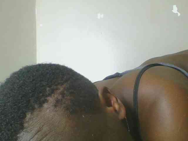 Petitegoddess webcam