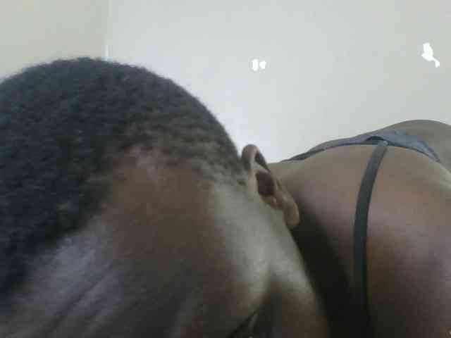 Petitegoddess webcam