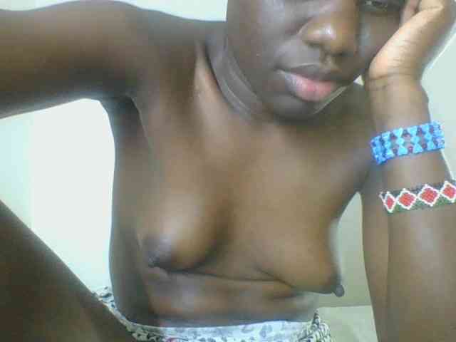 Petitegoddess webcam