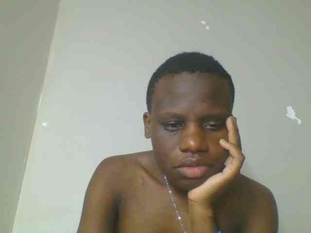 Petitegoddess webcam