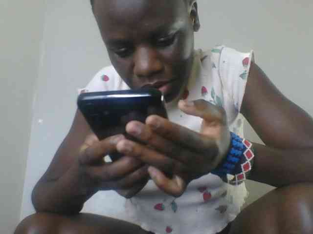 Petitegoddess webcam