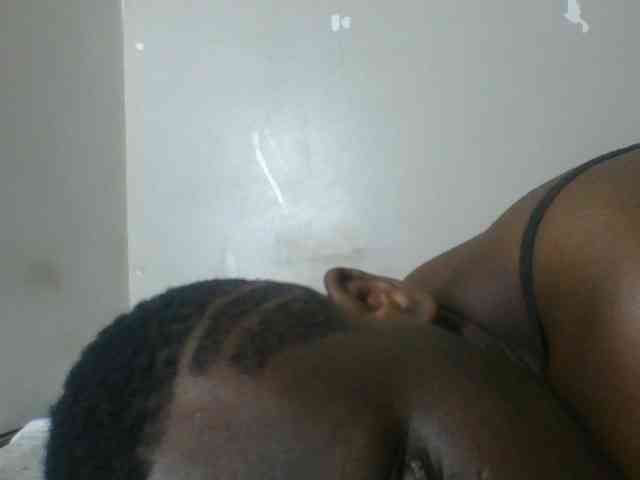 Petitegoddess webcam