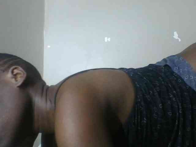 Petitegoddess webcam