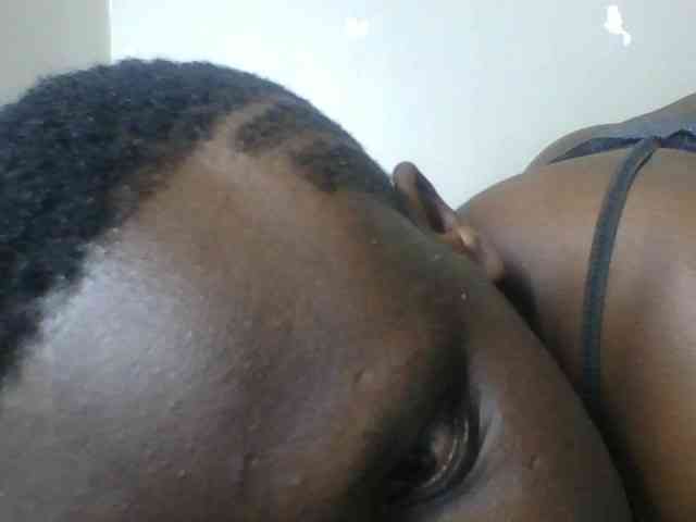 Petitegoddess webcam