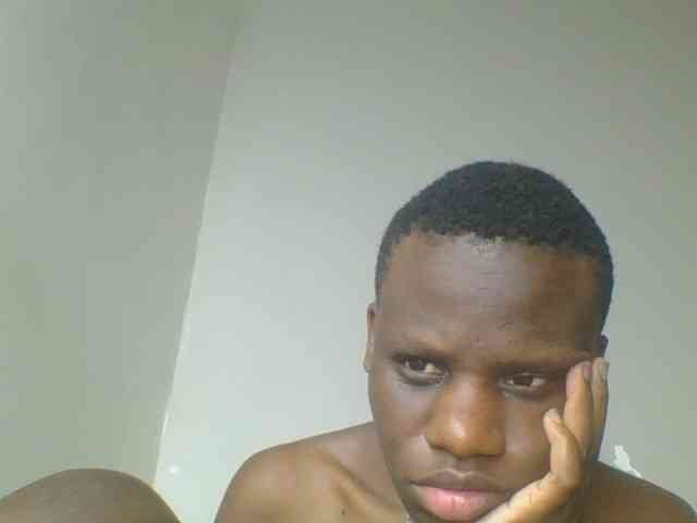 Petitegoddess webcam