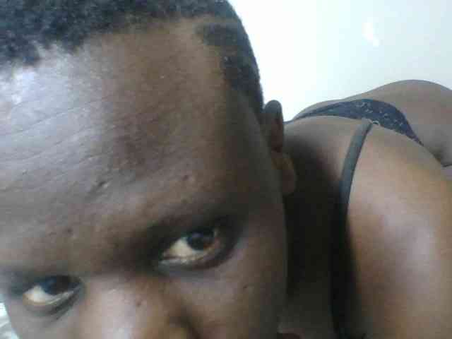 Petitegoddess webcam