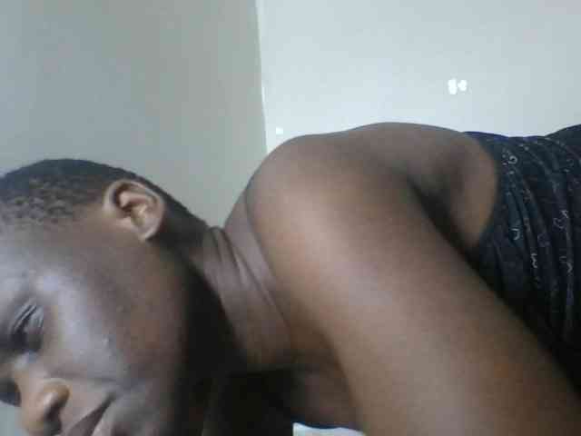 Petitegoddess webcam