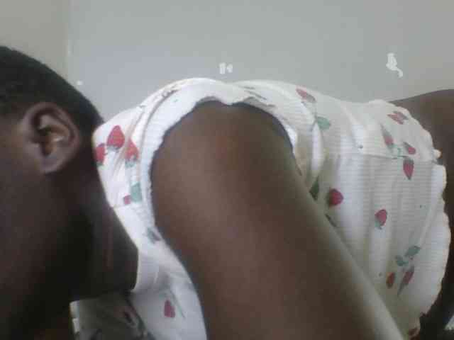 Petitegoddess webcam