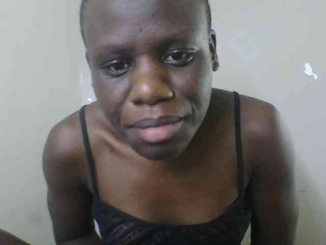 Petitegoddess webcam