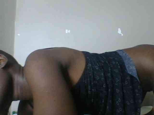 Petitegoddess webcam