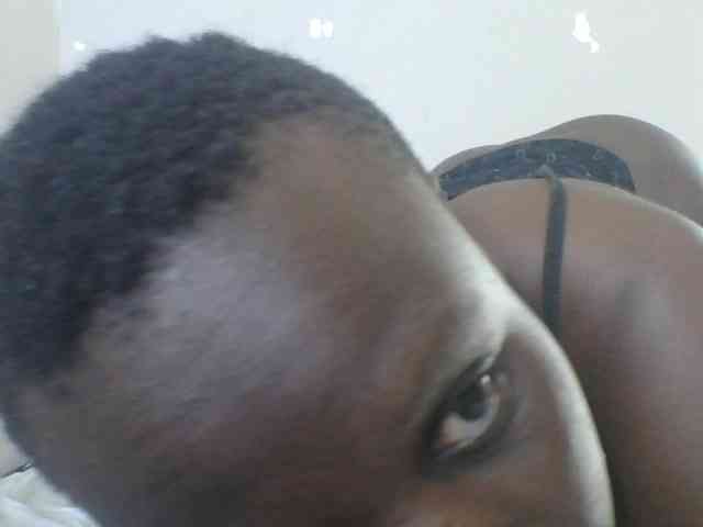 Petitegoddess webcam