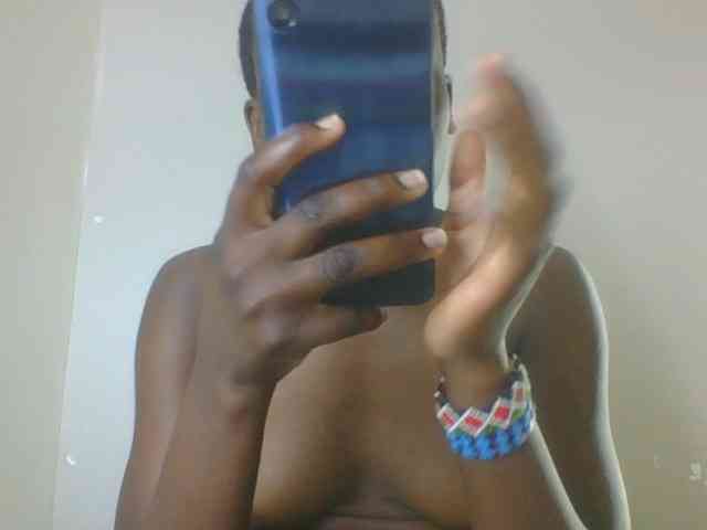 Petitegoddess webcam