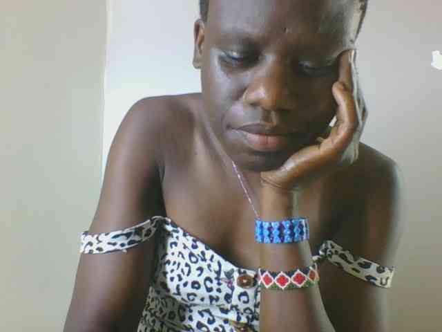 Petitegoddess webcam