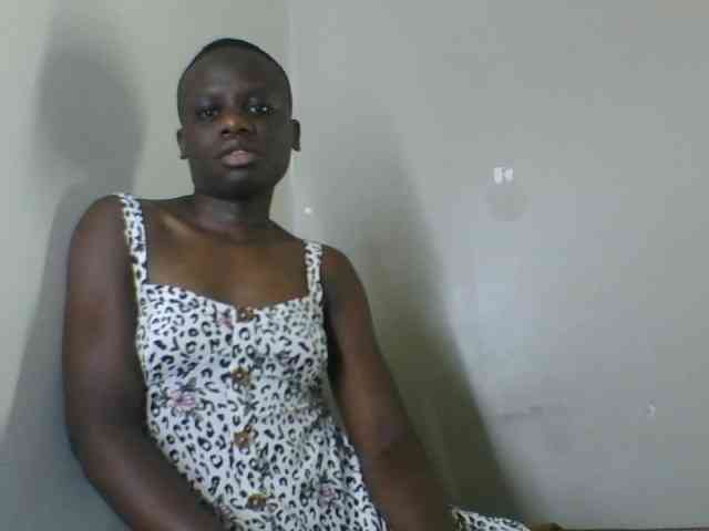 Petitegoddess webcam