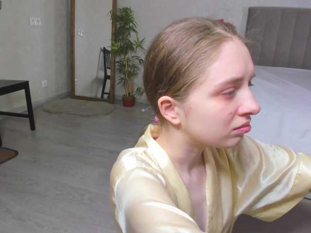  Camilla-Kelly chat room