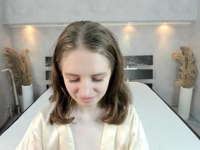 Try Camilla-Kelly, she wants to masturbate for you Camilla-Kelly from BongaCams
