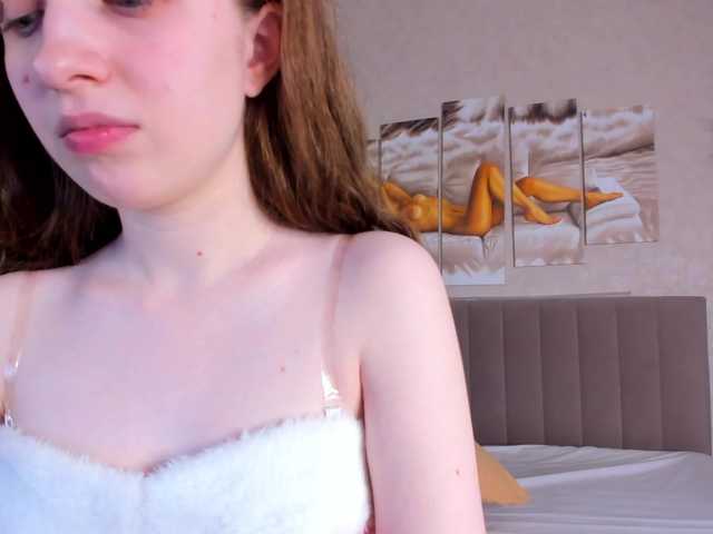 Camilla-Kelly's BongaCams show and profile