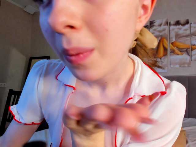 Camilla-Kelly's BongaCams show and profile