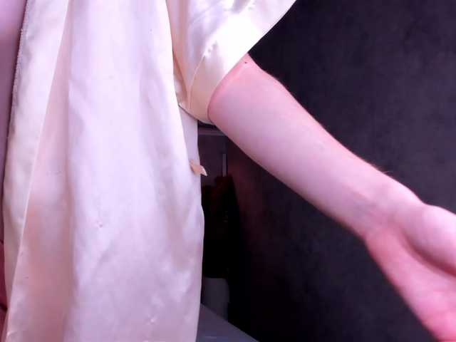 Camilla-Kelly's BongaCams show and profile