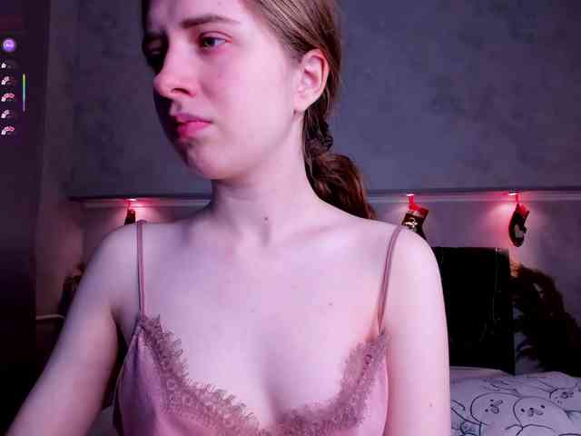 Camilla-Kelly webcam